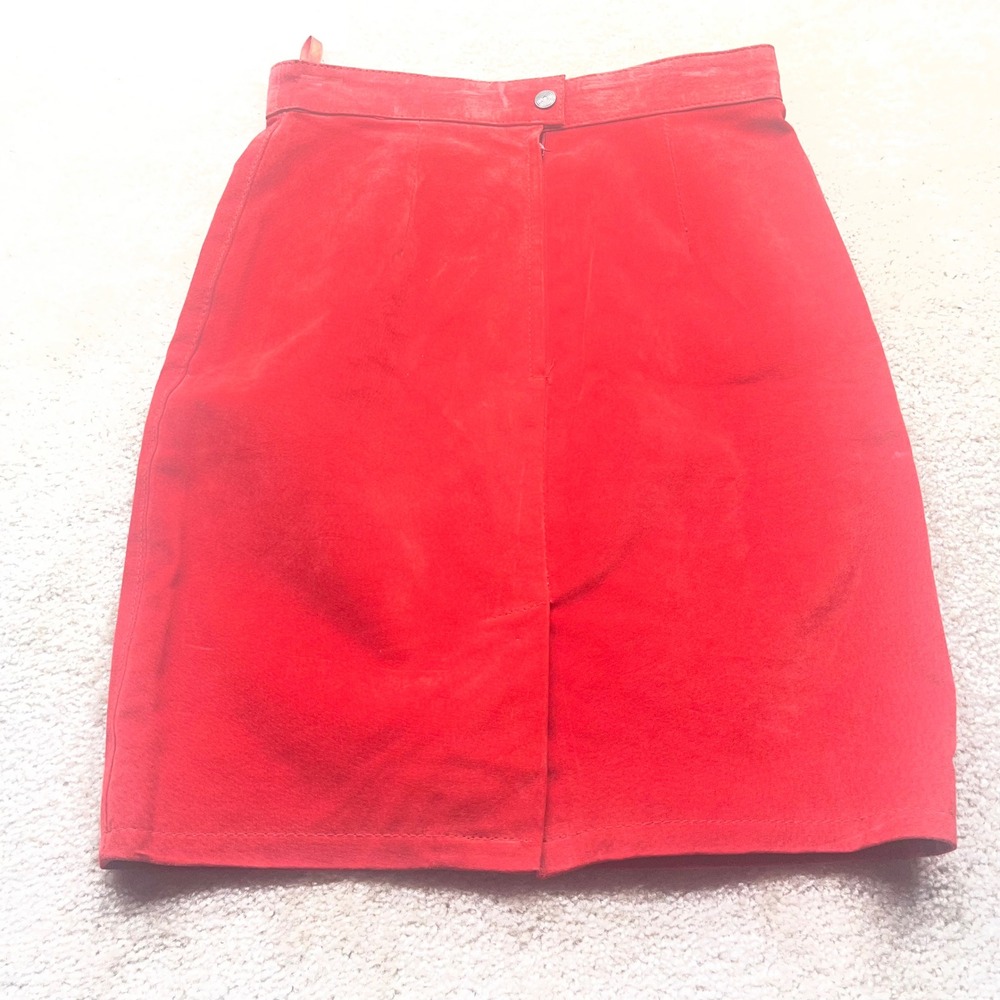 Limited Red Suede Leather Pencil Skirt Vintage High Waisted Size 6 Knee Length - Picture 2 of 8